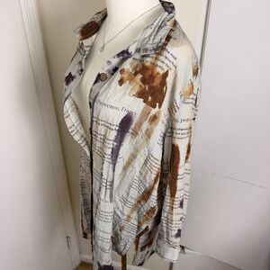 John Mark Women's Large  Artsy "30 Things To Do In France" Blouse Tunic